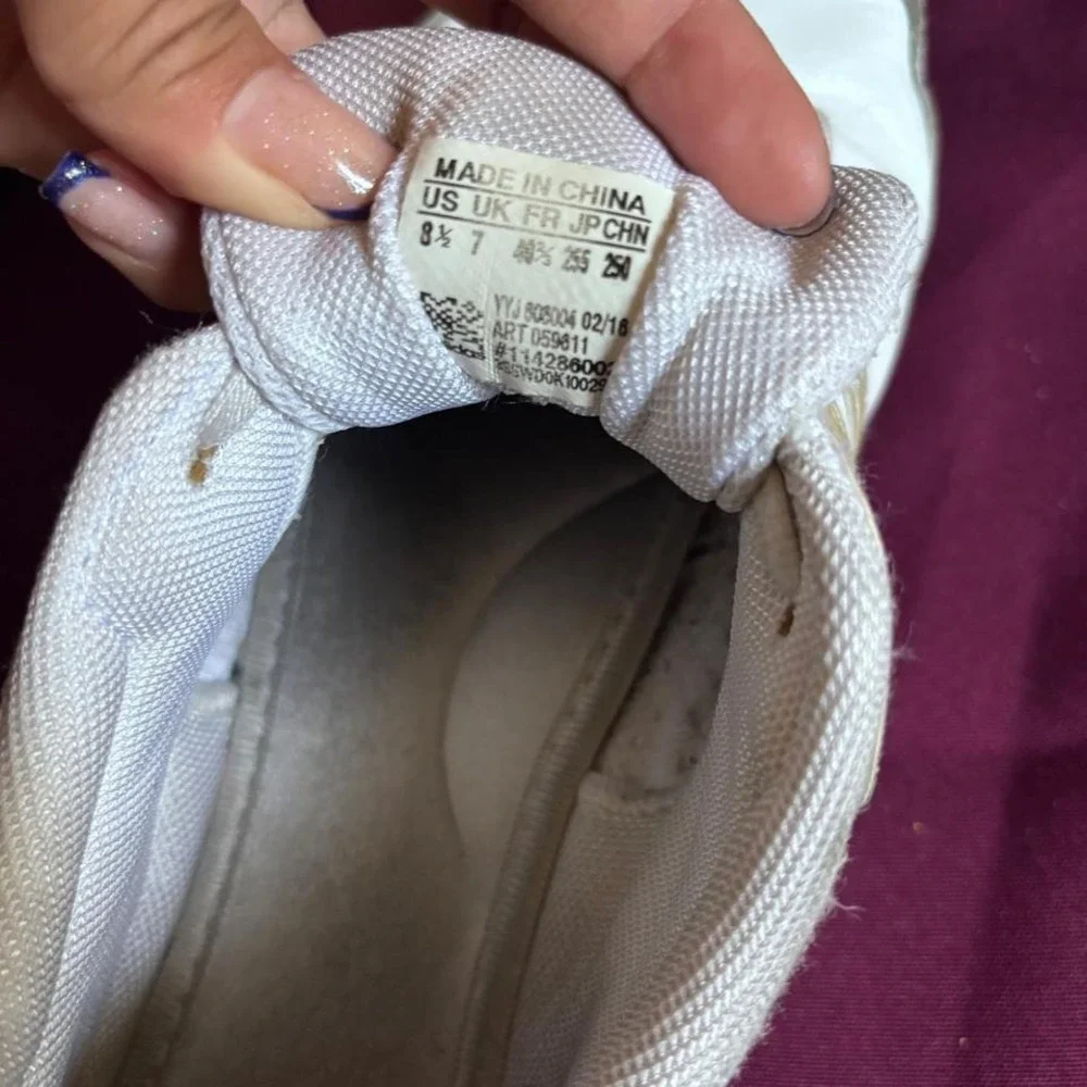 Adidas White & Gold Sneakers Womens Size 9.5 Athletic Training Shoes